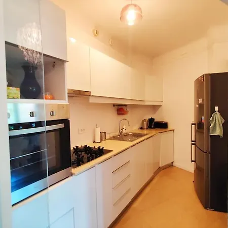 Old Town Bohemian With Garden View Balcony