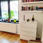 Old Town Bohemian With Garden View Balcony ブカレスト