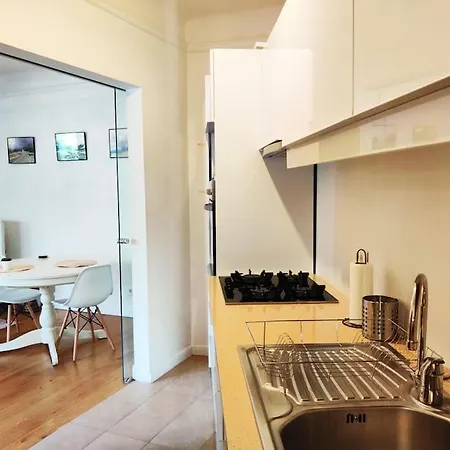 Apartment Old Town Bohemian With Garden View Balcony *