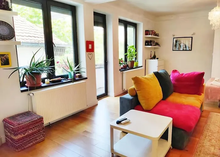 Old Town Bohemian With Garden View Balcony Apartment